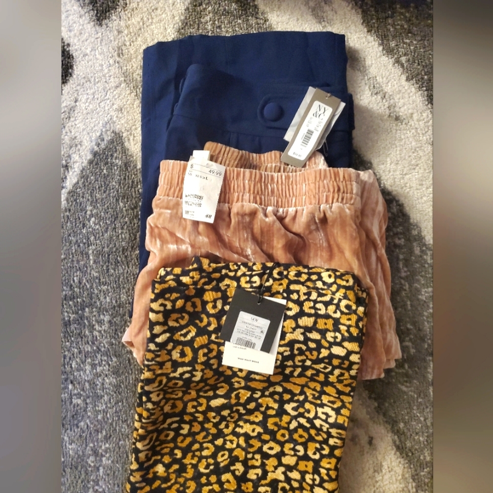 *Bundle* NWT H&M and other skirts